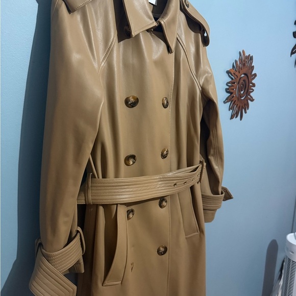 VERONICA BEARD Tan Conneley Faux Leather Trench Coat - Picture 4 of 12